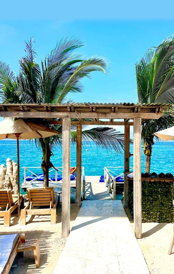 Mangata Beach Club